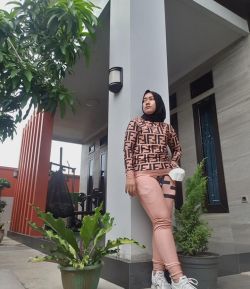 SXB FD JUMPER AND JOGGER