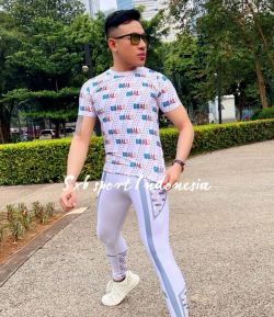 SXB GOALS WHITE FLAME SHORTSLEEVE AND LEGGING    