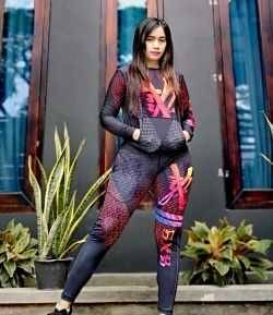 SXB ONE PRIDE SWEATSHIRT AND SPEEDPOCKET PANTS