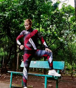 SXB POLICE LINE JACKET AND LEGGING