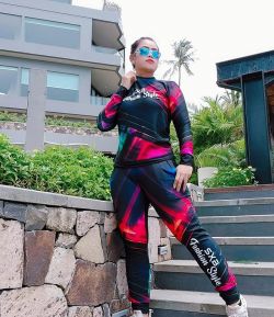 SXB SPORT MOSAIC BOX GLOW JUMPER AND JOGGER