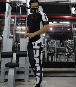 SXB SPORT UA BLITZ II LENGAN PENDEK KETAT